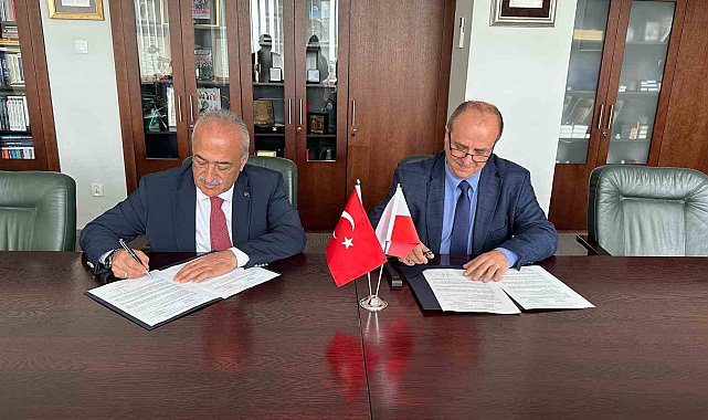 Rektör Çomaklı, uluslararası iş birliklerine yenilerini eklemeye devam ediyor