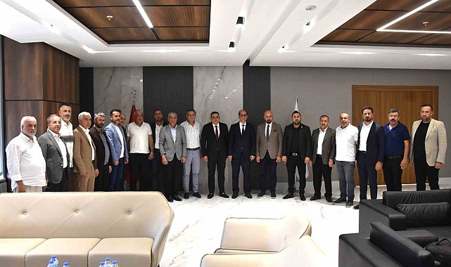 Sadıkoğlu'ndan Başkanlar Taşkın ile Geçitle istişare