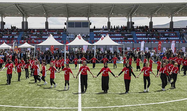 Van'da 19 Mayıs coşkusu