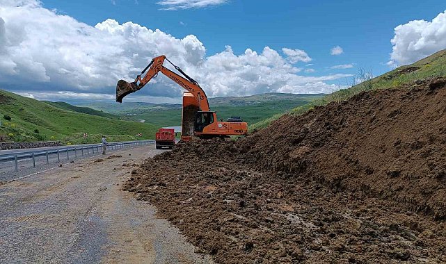 Varto'da aynı noktada 4.'üncü kez heyelan meydana geldi