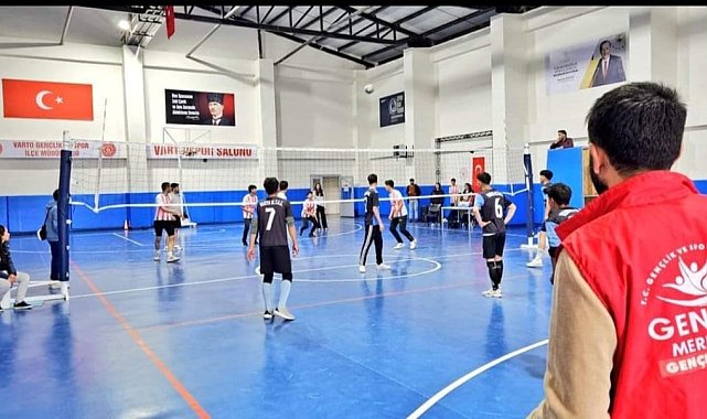 Varto'da voleybol turnuvası
