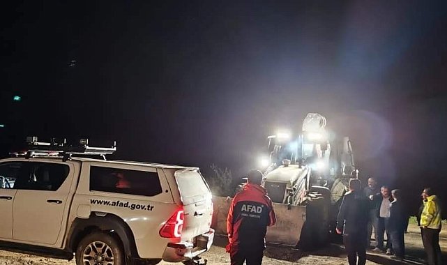 Yaylada mahsur kalan berivanlar ekipler tarafından kurtarıldı