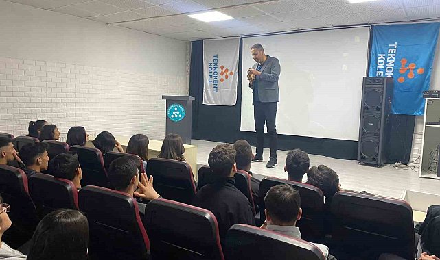 Yazar Hakan Pütün'den şiir ve söyleşi programı