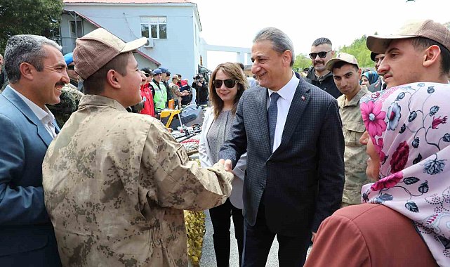 Yemin ettiler, asker olmanın gururunu yaşadılar