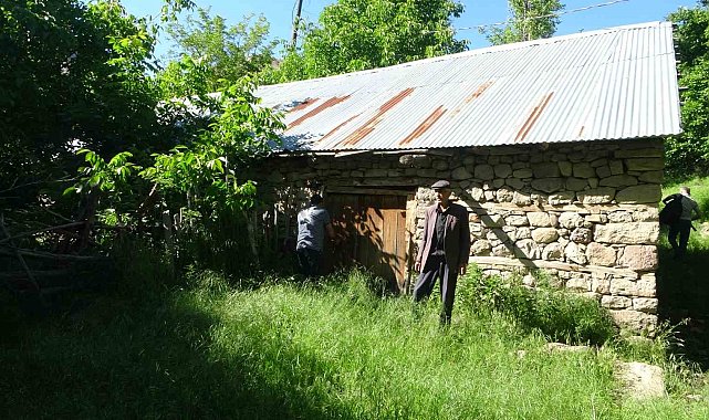 90 yıllık su değirmeni zamana direniyor