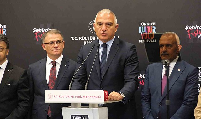 Bakan Ersoy: "Durmayacağız, yorulmayacağız, geldiğimiz noktayla asla yetinmeyeceğiz"