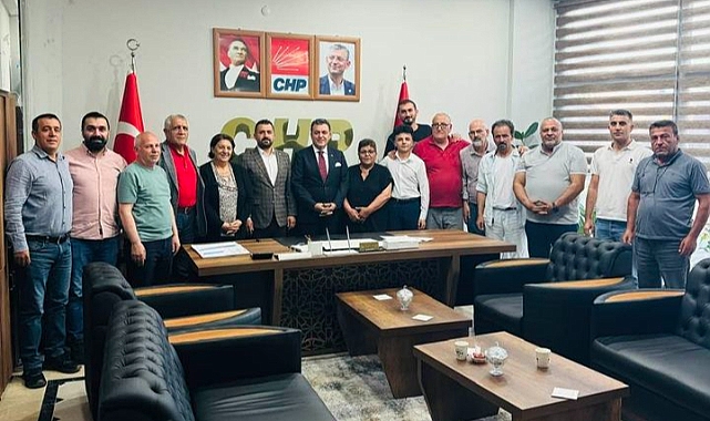 Başkan Demir, CHP Kars İl Başkanlığını ziyaret etti