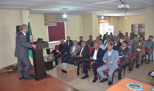 Bulanık&#039;taki çiftçiler TMO&#039;nun hububat alımı hakkında bilgilendirildi