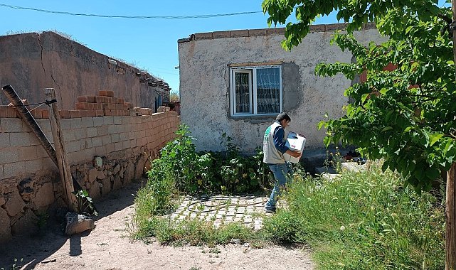 Doğubayazıt'ta ihtiyaç sahibi ailelere Kurban Bayramı yardımı