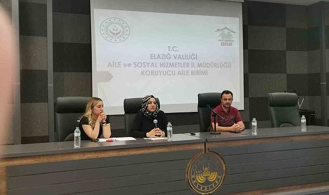 Elazığ'da 'Bir yetime aile olma' paneli düzenlendi