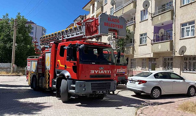 Elazığ'da binanın havalandırma boşluğunda yangın