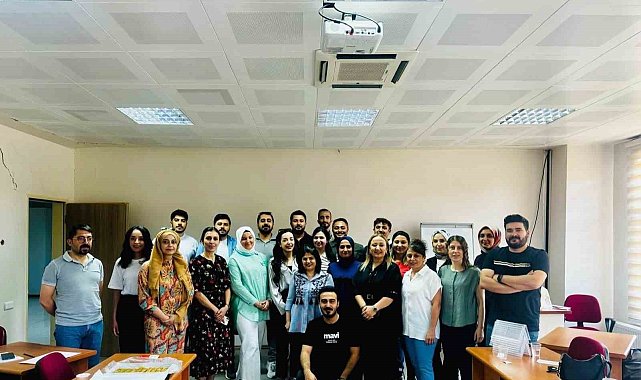 Elazığ'da çocuk ileri yaşam desteği eğitimi düzenlendi