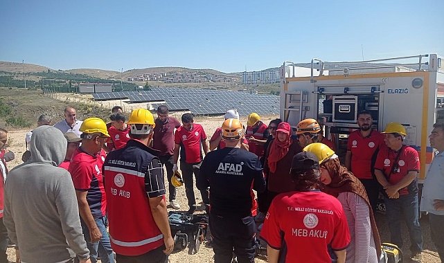 Elazığ'da depremde arama kurtarma eğitimi