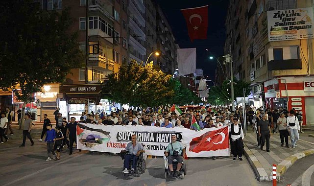 Elazığ'da yüzlerce kişi Filistin için yürüdü