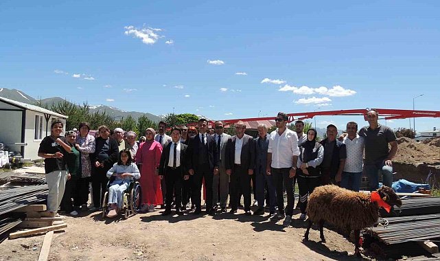 Erzurum engelsiz yaşam merkezi gündüzlü bakım ünitesi projesinin temeli atıldı