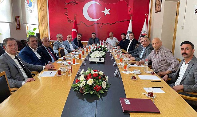 Gazi Kars platformu 'Kars' için toplandı