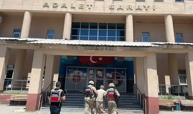 Hakkari'de aranan 30 şahıs yakalandı
