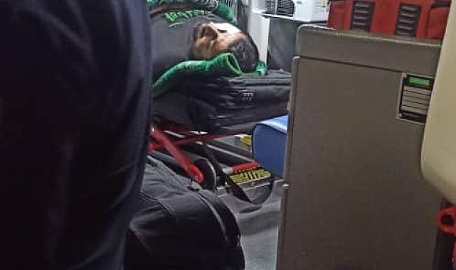 İran&#039;a yük taşıyan tır kaza yaptı: Sürücü yaralandı