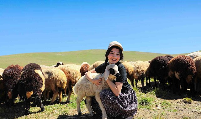 Kahvaltı sofralarına 3 bin rakımdan gelen lezzet: Erzincan tulum peyniri