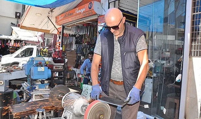 Kars'ta bıçaklar bileniyor