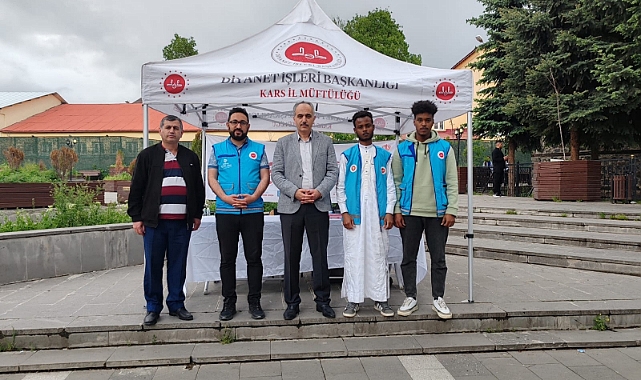 Kars’ta kurban bağış stantları açıldı