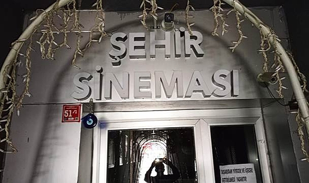 Kars'ta sinema ve tiyatro kültürü yok oluyor