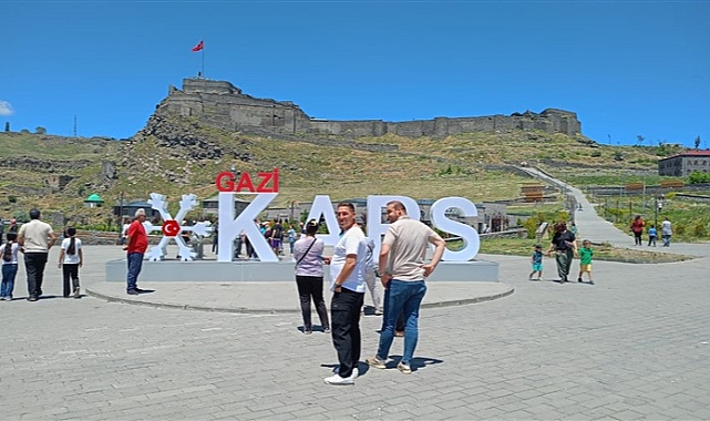 'KARS' yazısı Kars'ın simgesi oldu