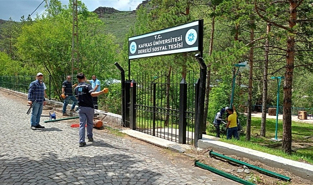 Konservatuvar bölgesinde çevre düzenlemesi yapılıyor