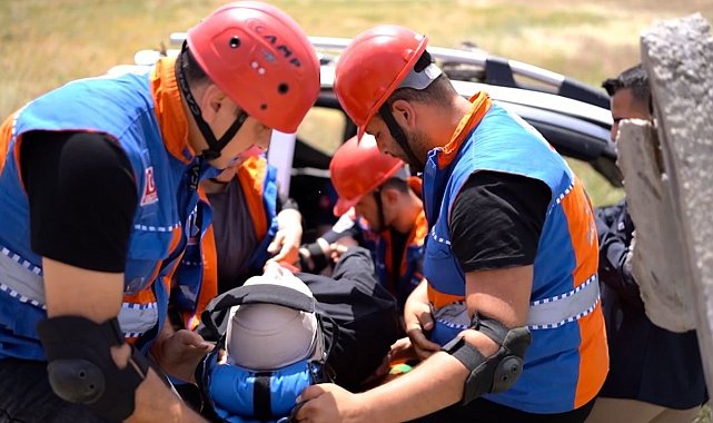 Malatya'da UMKE tatbikatı nefesleri kesti