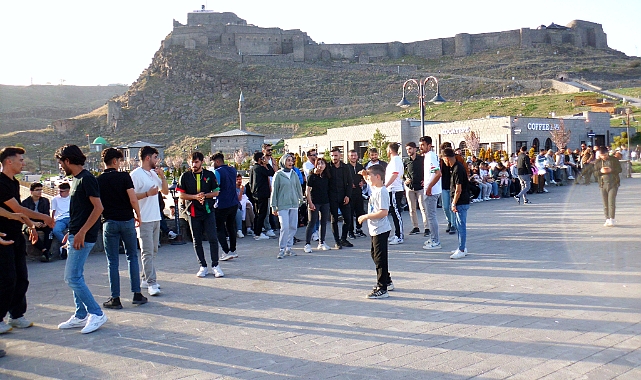 Öğrenciler Kars'a hayran kaldı