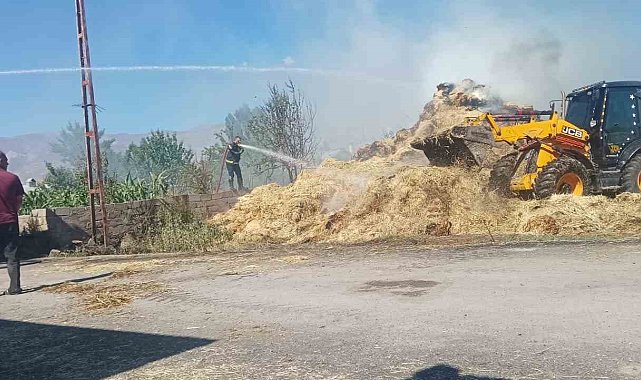 Saman balyalarının bulunduğu alanda çıkan yangın itfaiye tarafından söndürüldü