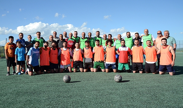 Sarıkamış'ta emektar futbolculara turnuva düzenlendi