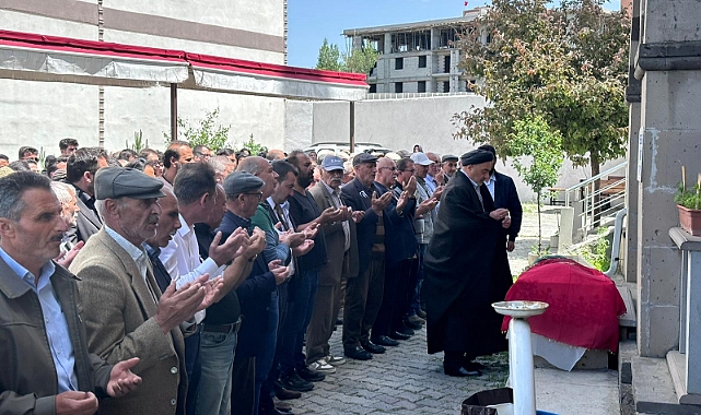 Şükran öğretmen son yolculuğuna uğurlandı