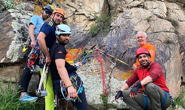 TDF, Kars'ta çok ip boylu ip kaya tırmanış eğitimi verdi