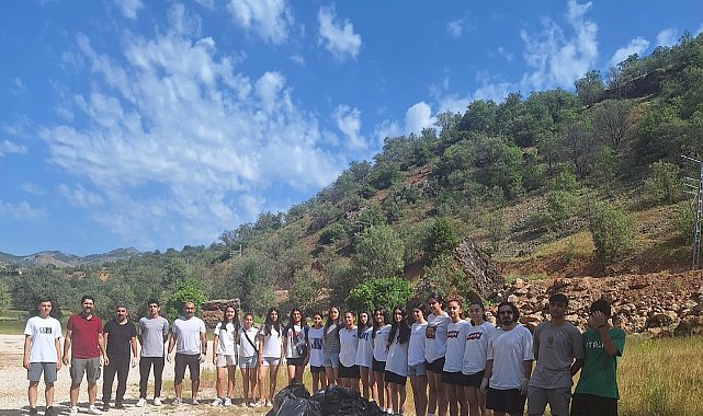 Tunceli'de, gençlerden örnek davranış