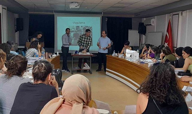 Tunceli'de, yenidoğan canlandırma eğitimi