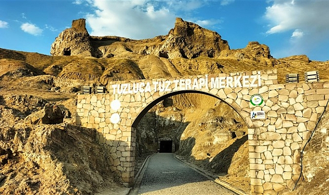 Tuz mağarası 'gezilmesin diye' erken kapatılıyor!