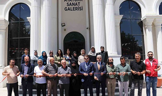 Van'da "Hüsn-ü Hat ve Kaligrafi Sergisi" açıldı