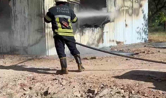 Yangında sac ev kül oldu