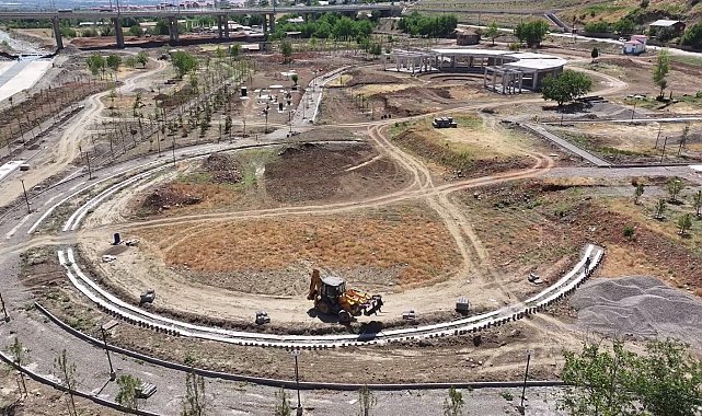 Bingöl&#039;deki millet bahçesinde çalışmalar devam ediyor