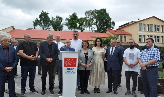 CHP Kars'ta da kamuoyunun dikkatini eğitime çekti