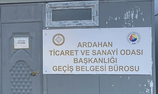 Çıldır-Aktaş Gümrük Kapısı'nı kullanan sürücüler geçiş belgelerini tır parkında beklerken alabilecek