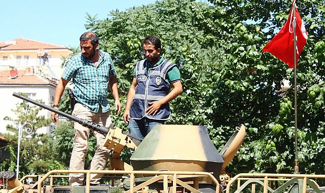 Darbecilerin kullandığı ZPT aracını güvenli alana çeken Mustafa Özbey o günleri unutamıyor