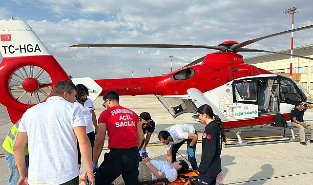 Dereye düşen çocuk ambulans helikopterle Van'a sevk edildi
