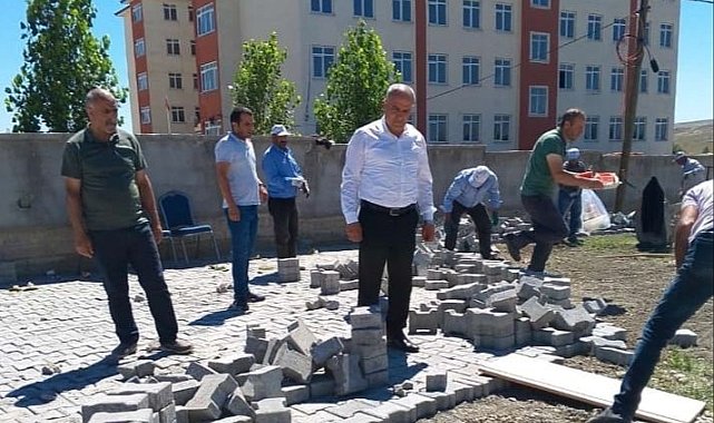 Diyadin'de okullar eğitim öğretim dönemine hazırlanıyor