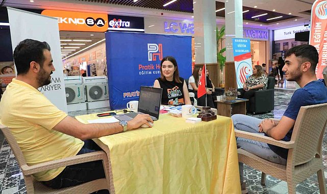 Elazığ Belediyesi'nden YKS tercih döneminde gençlere destek