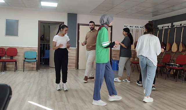 Elazığ'da gençlerden yaz okullarına yoğun ilgi