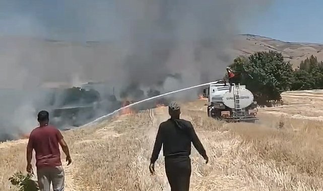Elazığ'da tarlada çıkan anız yangını söndürüldü