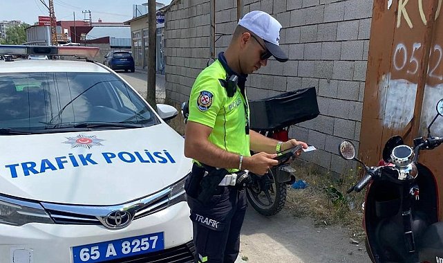 Erciş&#039;te polis ve jandarmadan eş zamanlı ortak uygulama