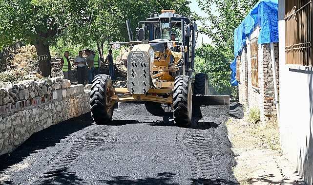 Geçit: "İlçemize yakışır yollar yapıyoruz"